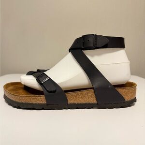 Birkenstocks Yara Ankle Strap Black Birko-Flor Sandals Women’s EU 39 US 8-8.5